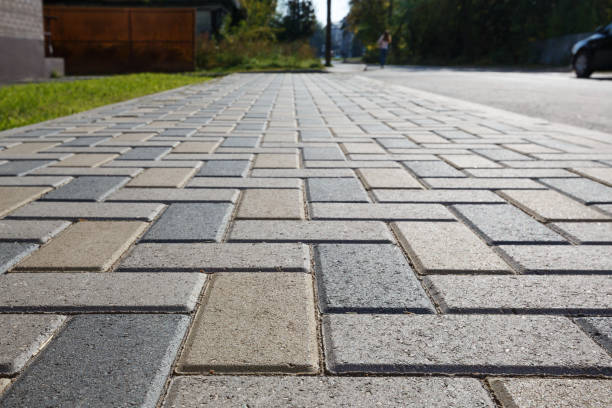 Best Interlocking Driveway Pavers  in Clinton, IA
