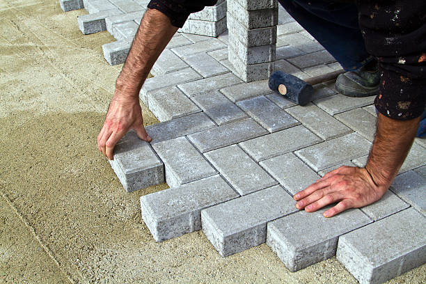 Best Decorative Driveway Pavers  in Clinton, IA