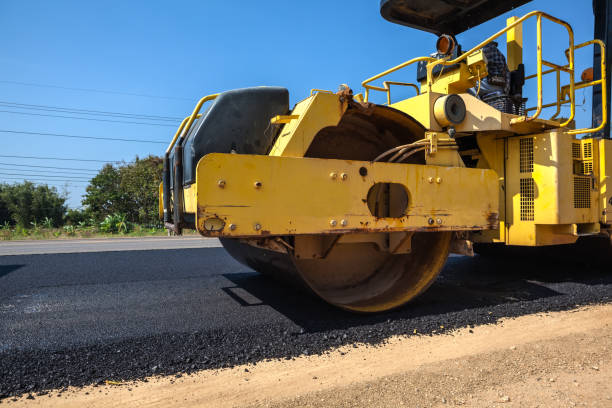 Best Commercial Driveway Pavers  in Clinton, IA